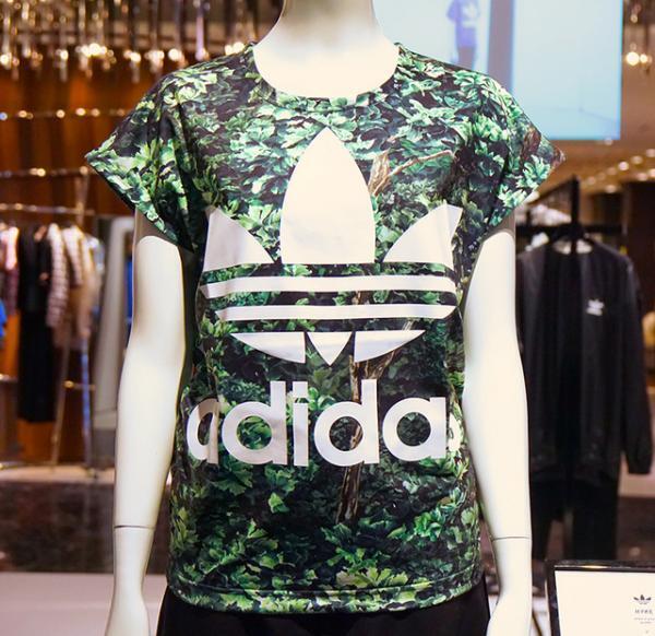 HYKE×アディダス三越伊勢丹限定登場。注目はスタンスミス