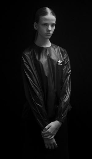 HYKE×アディダス三越伊勢丹限定登場。注目はスタンスミス