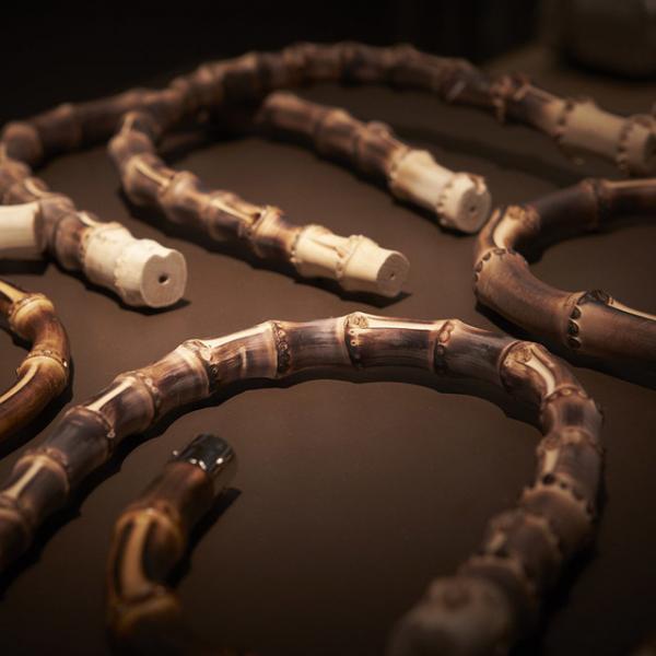 グッチ職人の工房が伊勢丹に出現。伊勢型紙&甲州印伝との限定コラボバッグ発売