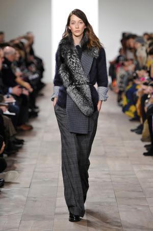 ロマンティックでグラマラス。昼夜のストーリーを描いたマイケル・コース【2015-16秋冬ウィメンズ】