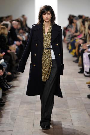 ロマンティックでグラマラス。昼夜のストーリーを描いたマイケル・コース【2015-16秋冬ウィメンズ】