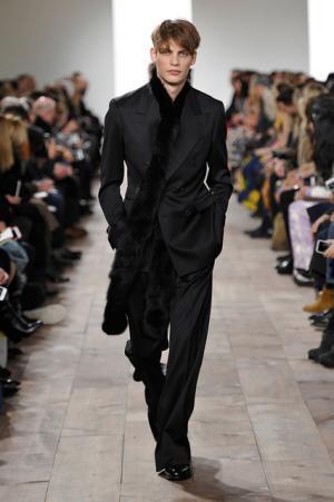 ロマンティックでグラマラス。昼夜のストーリーを描いたマイケル・コース【2015-16秋冬ウィメンズ】