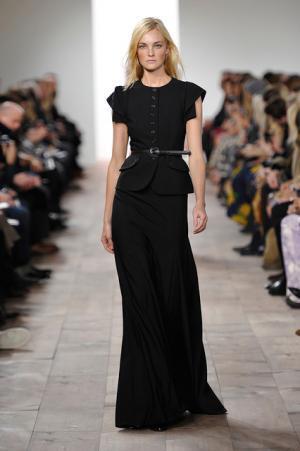 ロマンティックでグラマラス。昼夜のストーリーを描いたマイケル・コース【2015-16秋冬ウィメンズ】