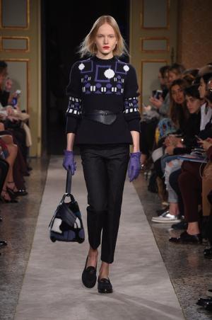 トッズが見せるリアルな装飾テクニック【2015-16秋冬ウィメンズ】