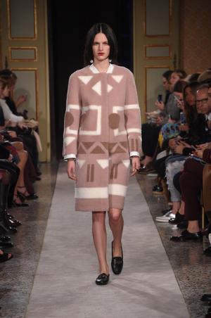 トッズが見せるリアルな装飾テクニック【2015-16秋冬ウィメンズ】