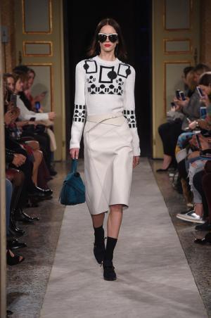 トッズが見せるリアルな装飾テクニック【2015-16秋冬ウィメンズ】