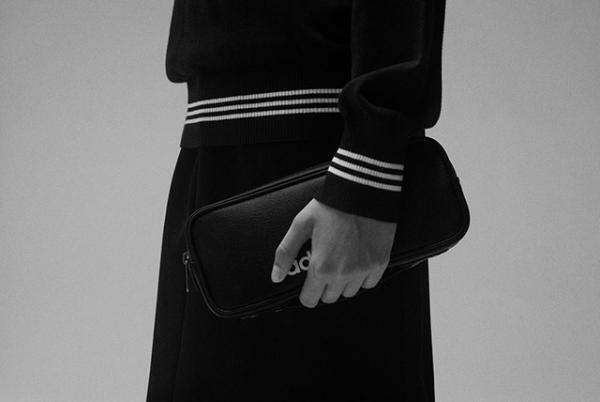 ハイク×アディダスオリジナルス、コラボライン公式サイトオープン。アイテムやルック画像公開