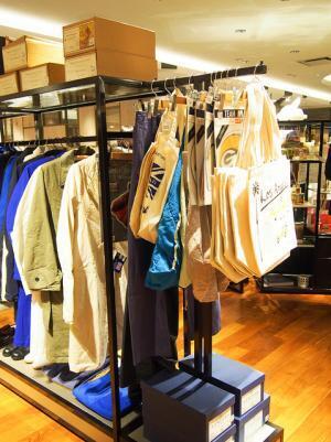 百貨店初、東信の花屋。新宿伊勢丹リビングフロアリモデルグランドオープン