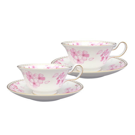 ウェッジウッドから桜舞い散る新テーブルウエア。春の訪れをエレガントに表現