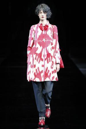 ラッフル揺れるエンポリオアルマーニの宝石の間【2015-16秋冬ウィメンズ】