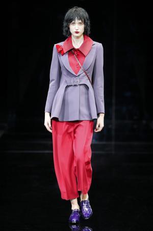 ラッフル揺れるエンポリオアルマーニの宝石の間【2015-16秋冬ウィメンズ】