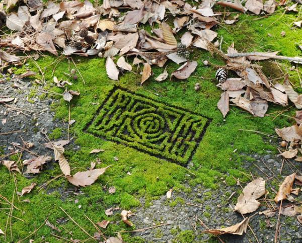 “線”が紡ぐ森羅万象。銀座メゾンエルメスでグループ展「線を聴く」