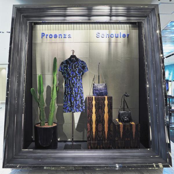 プロエンザスクーラー日本1号店がオープン。200個限定ヘッドフォン、直営店限定アイテムなど