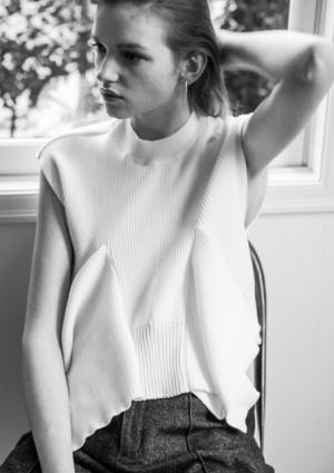 【ルック】アキラナカがより自由な発想で綴るコラージュ。2016年プレフォールコレクション