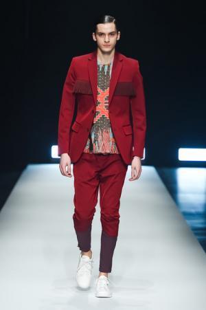 ヨシオクボ、東京をサバイブするためのリアルスタイル【16-17AWメンズ】