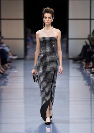 ジョルジオ アルマーニ プリヴェ、リーンに魅せる究極な美とバランス【2016-17秋冬クチュール】