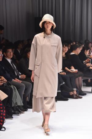 「うつくし」ものに心ほぐれる。古きものから美を紡ぐmatohuの眼差し【2017春夏ウィメンズ】