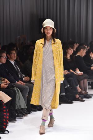 「うつくし」ものに心ほぐれる。古きものから美を紡ぐmatohuの眼差し【2017春夏ウィメンズ】