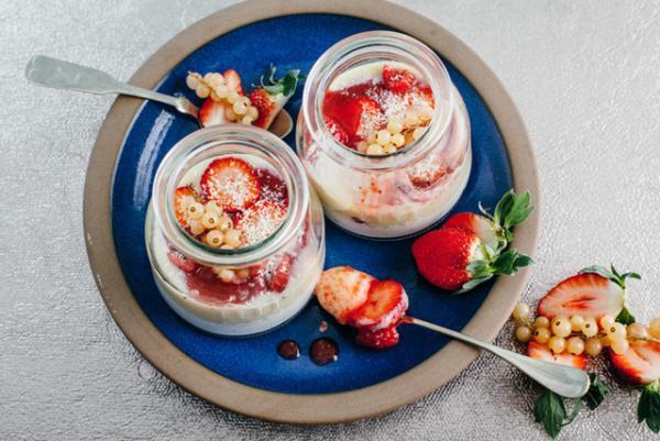 エル カフェが高級いちご「ゆめのか」を使った「ストロベリーフェア」を開催