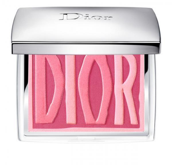 ディオールが新宿伊勢丹でメイクイベントを開催！"モダン フェミニティ"を表現した限定コレクションを体験