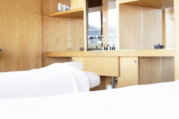 地上約180メートルで非日常な極上スパ体験、パーク ハイアット 東京「パーク シエスタ」【癒しをチャージするスパ】