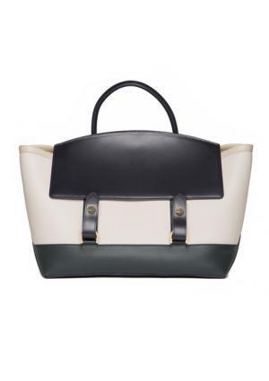 sacai初のバッグコレクションを新宿伊勢丹にて先行発売