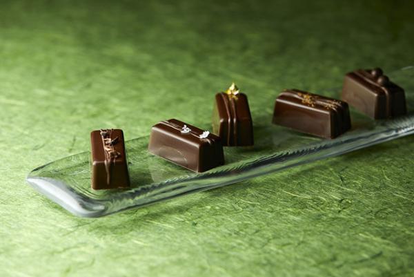 カカオの個性を楽しむ大人のショコラスイーツ、ハイアット リージェンシーのバレンタイン