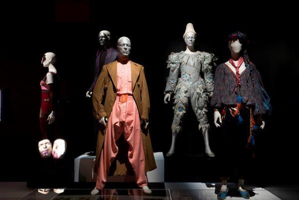 二階堂ふみが語る「DAVID BOWIE is」の見どころ、“ずっと追い続けたい人”とボウイへの愛を告白