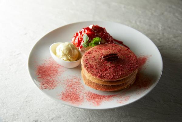 ハイアット リージェンシー 東京、“いちご”尽くしの季節限定スイーツメニュー