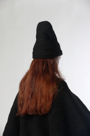 3D彫刻的なニットウエアブランド「KATHERINE MAVRIDIS」の春夏コレクションがDSMGにて販売を開始