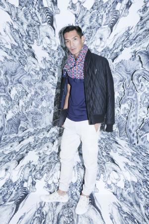 ルイ・ヴィトン 六本木ヒルズ店をチャップマン・ブラザーズによる“アニマル”がジャック！