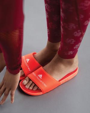 アディダス バイ ステラ・マッカートニー、女性アスリートに向けた新作コレクション。「TRAINING」シリーズが本格導入