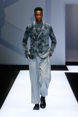 【ルック】エンポリオ アルマーニ2017-18秋冬メンズコレクション