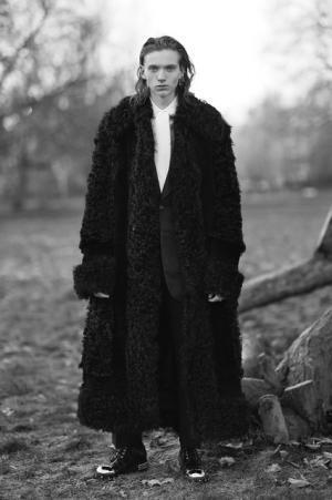 【ルック】アレキサンダー・マックイーン2017-18秋冬メンズコレクション