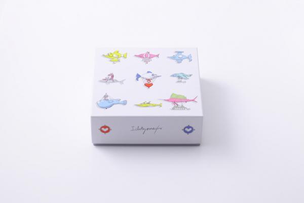 ピエール・エルメ・パリのホワイトデーは、ニコラ・ビュフの限定ボックスにハートのマカロンを詰めて