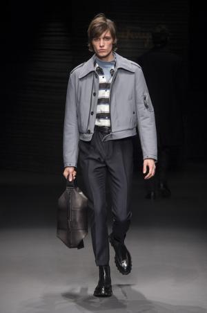 新デザイン・ディレクター就任のサルヴァトーレ フェラガモはクラシックへ原点回帰【2017-18秋冬メンズ】