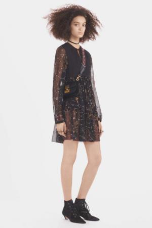 ディオールがネオ・ボヘミアンたちにインスピレーションを受けた2017年フォールコレクションを発表