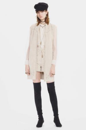 ディオールがネオ・ボヘミアンたちにインスピレーションを受けた2017年フォールコレクションを発表