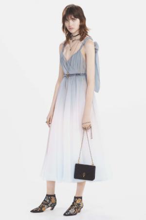 ディオールがネオ・ボヘミアンたちにインスピレーションを受けた2017年フォールコレクションを発表