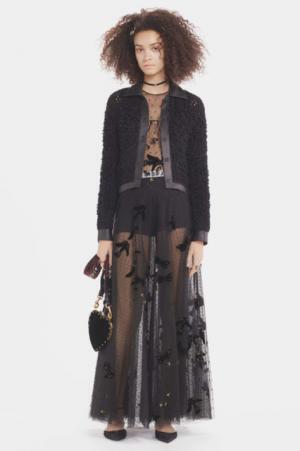 ディオールがネオ・ボヘミアンたちにインスピレーションを受けた2017年フォールコレクションを発表