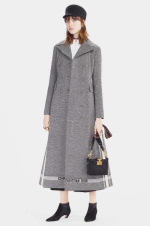 ディオールがネオ・ボヘミアンたちにインスピレーションを受けた2017年フォールコレクションを発表