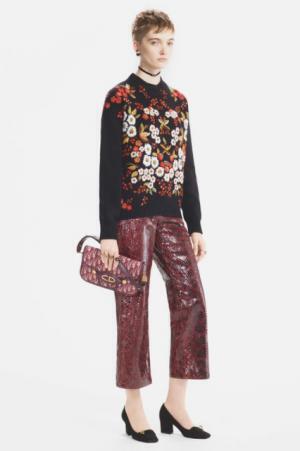 ディオールがネオ・ボヘミアンたちにインスピレーションを受けた2017年フォールコレクションを発表