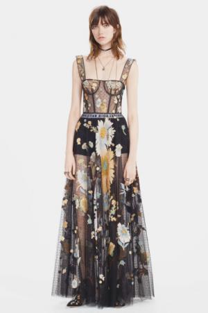 ディオールがネオ・ボヘミアンたちにインスピレーションを受けた2017年フォールコレクションを発表