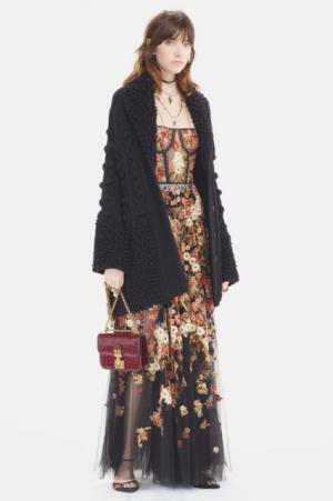 ディオールがネオ・ボヘミアンたちにインスピレーションを受けた2017年フォールコレクションを発表