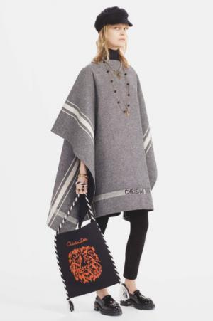 ディオールがネオ・ボヘミアンたちにインスピレーションを受けた2017年フォールコレクションを発表