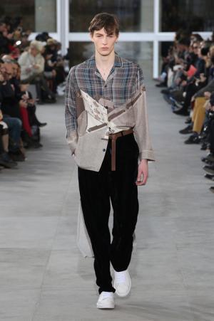 ルイ・ヴィトン×シュプリーム、ついにショーで明らかに【2017-18秋冬メンズ】