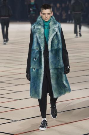 ディオール オム、蘇るティーンエイジのアティチュード【2017-18秋冬メンズ】