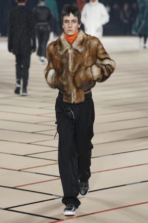 ディオール オム、蘇るティーンエイジのアティチュード【2017-18秋冬メンズ】