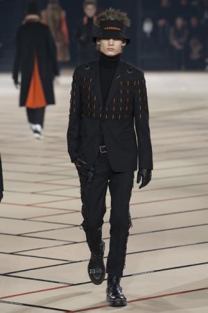 ディオール オム、蘇るティーンエイジのアティチュード【2017-18秋冬メンズ】