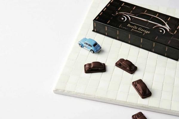 ミニカー付きや量り売り！バラエティー豊かなチョコを囲むバレンタイン【キッズも楽しめるファミリー向けチョコレート】